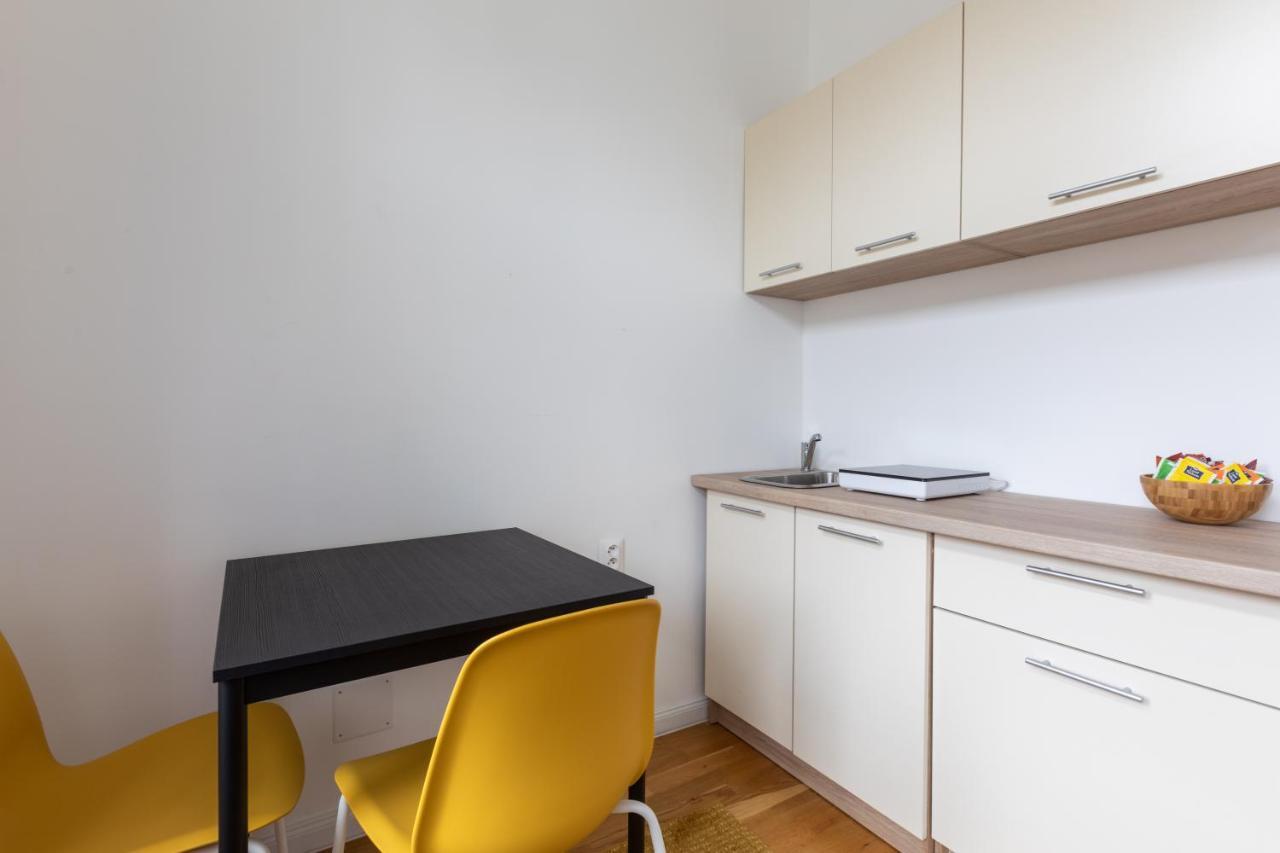 Jt'S Apartments Spanelska Str. Prague Exterior photo